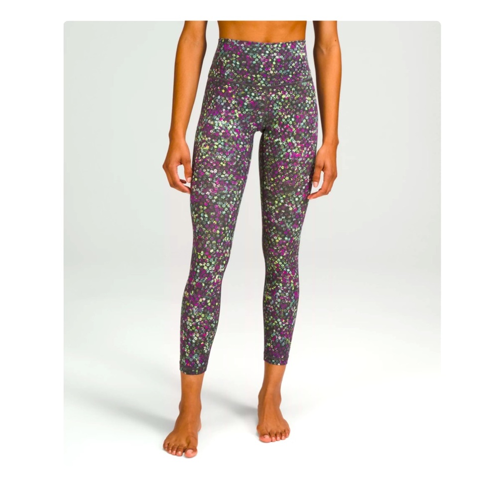 Wunder Under High Rise Tight 25" size 8